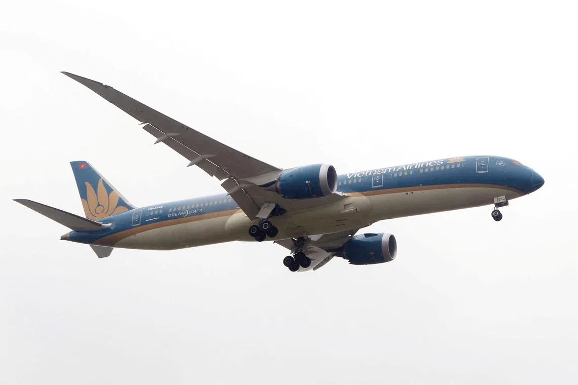 The Hanoi-bound 787-9 plane, which was carrying 287 passengers and crew, experienced a loss of acceleration halfway down the runway.