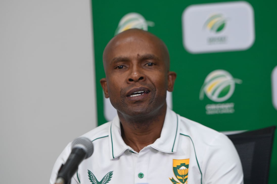 O presidente do Cricket SA preocupa-se com a falta de liderança feminina no nível provincial.