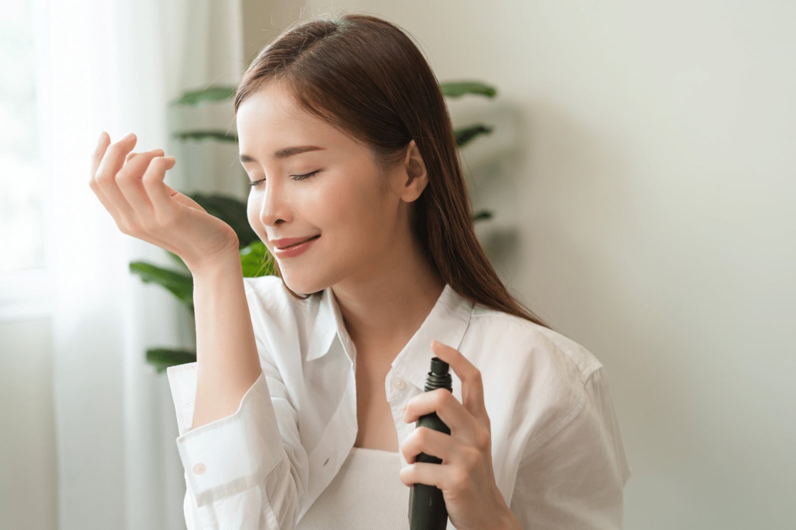 Do chá verde ao vetiver: como as notas olfativas constroem a personalidade de um perfume Portal EdiCase