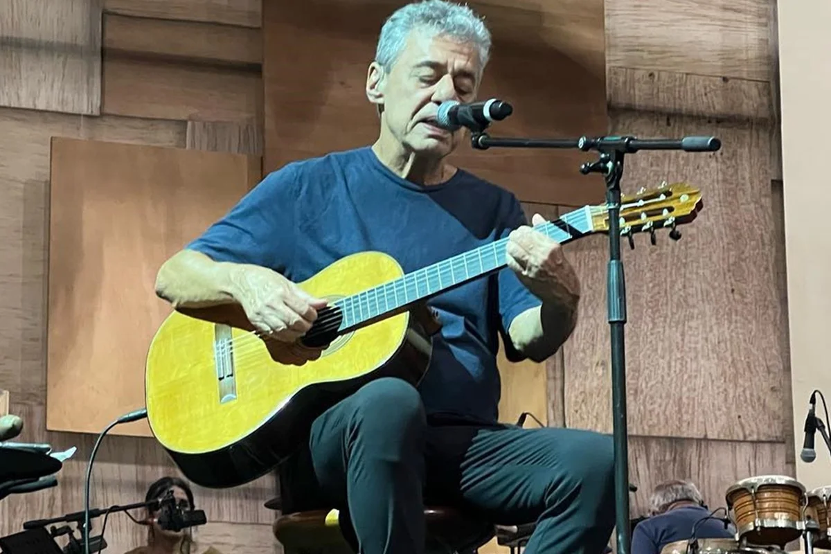 Ameaça de morte: advogados de Chico Buarque revelam detalhes da denúncia - Metrópoles