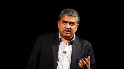 Imagem da matéria: Reformas na educação: Painel liderado por Nilekani consulta ex-chefe do ISRO, Radhakrishnan, que liderou o painel anterior