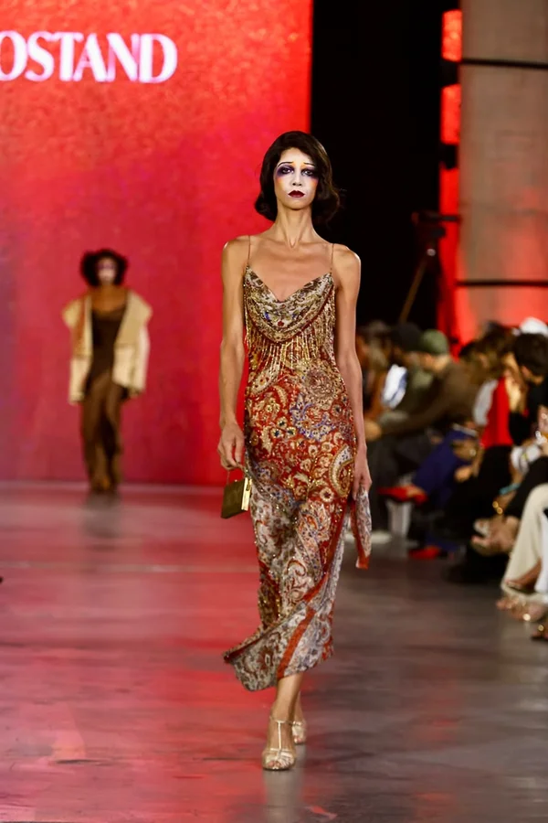 Reptilia, George Azevedo e Rostand celebram a moda no Metrópoles Catwalk - destaque galeria