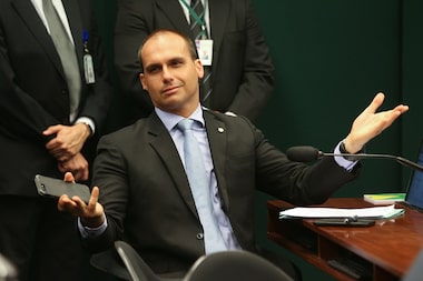 TRE-SP determina retirada de vídeo de Eduardo Bolsonaro após fala contra Simone Tebet