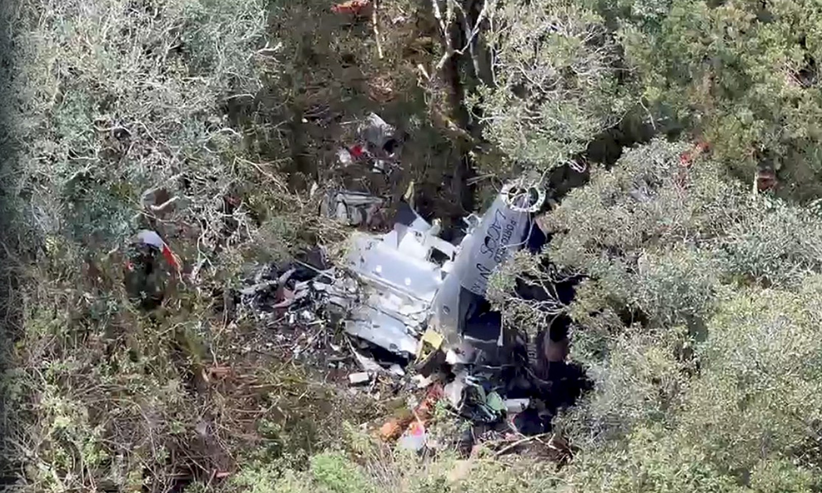 'Colidiu frontalmente com frente fria': condições meteorológicas podem ter contribuído para queda de helicóptero de Rick, diz especialista