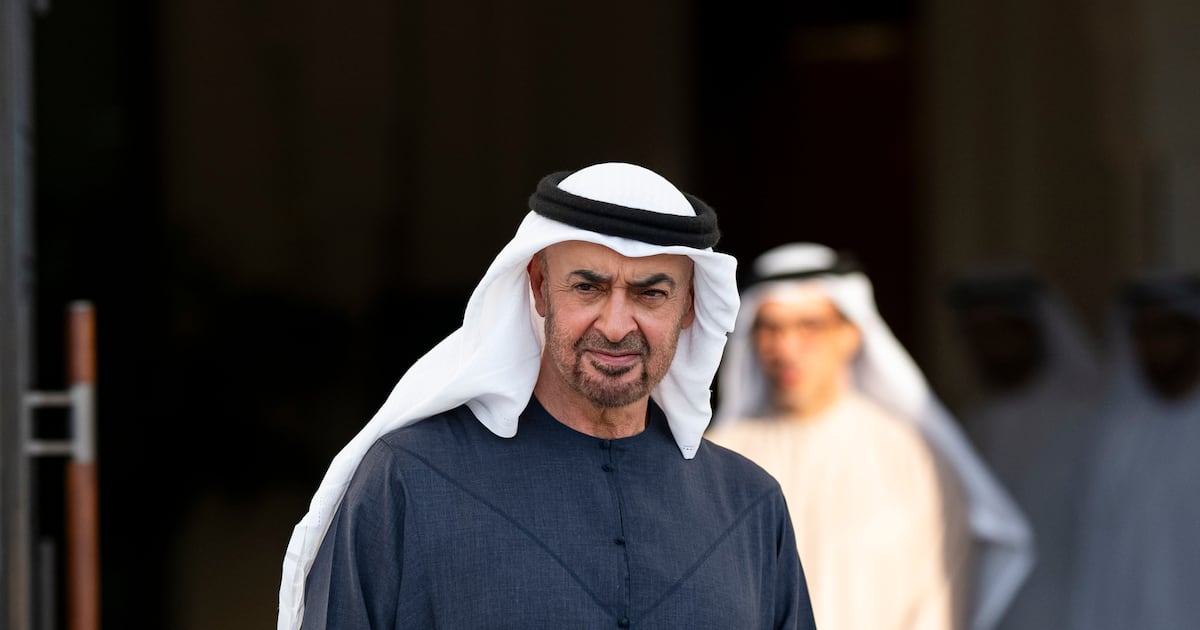 O presidente xeque Mohamed encontra-se com Benjamin Netanyahu em Abu Dhabi