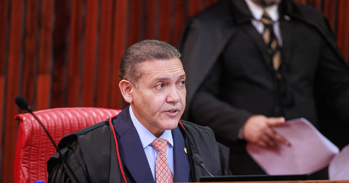 Voto de Nunes Marques no STF é associado a contrato de advocacia sem relação com o tribunal