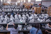 TRE-DF inicia carga e lacração de mais de 6 mil urnas para eleições