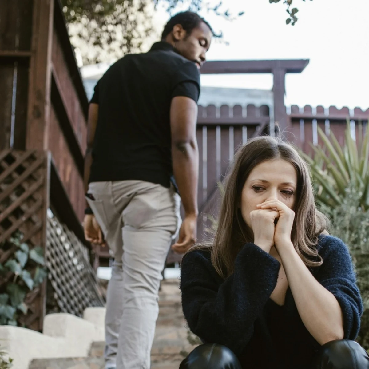 Cushioning: ter alguém como “plano B” pode sabotar relacionamentos; entenda