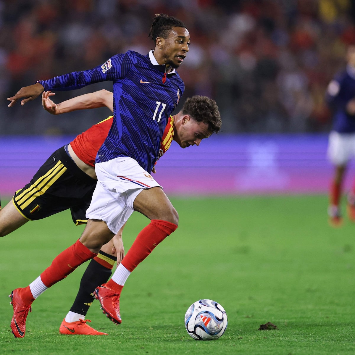 França sofre sem Mbappé, mas bate a Bélgica pela Liga das Nações; Itália goleia Turquia