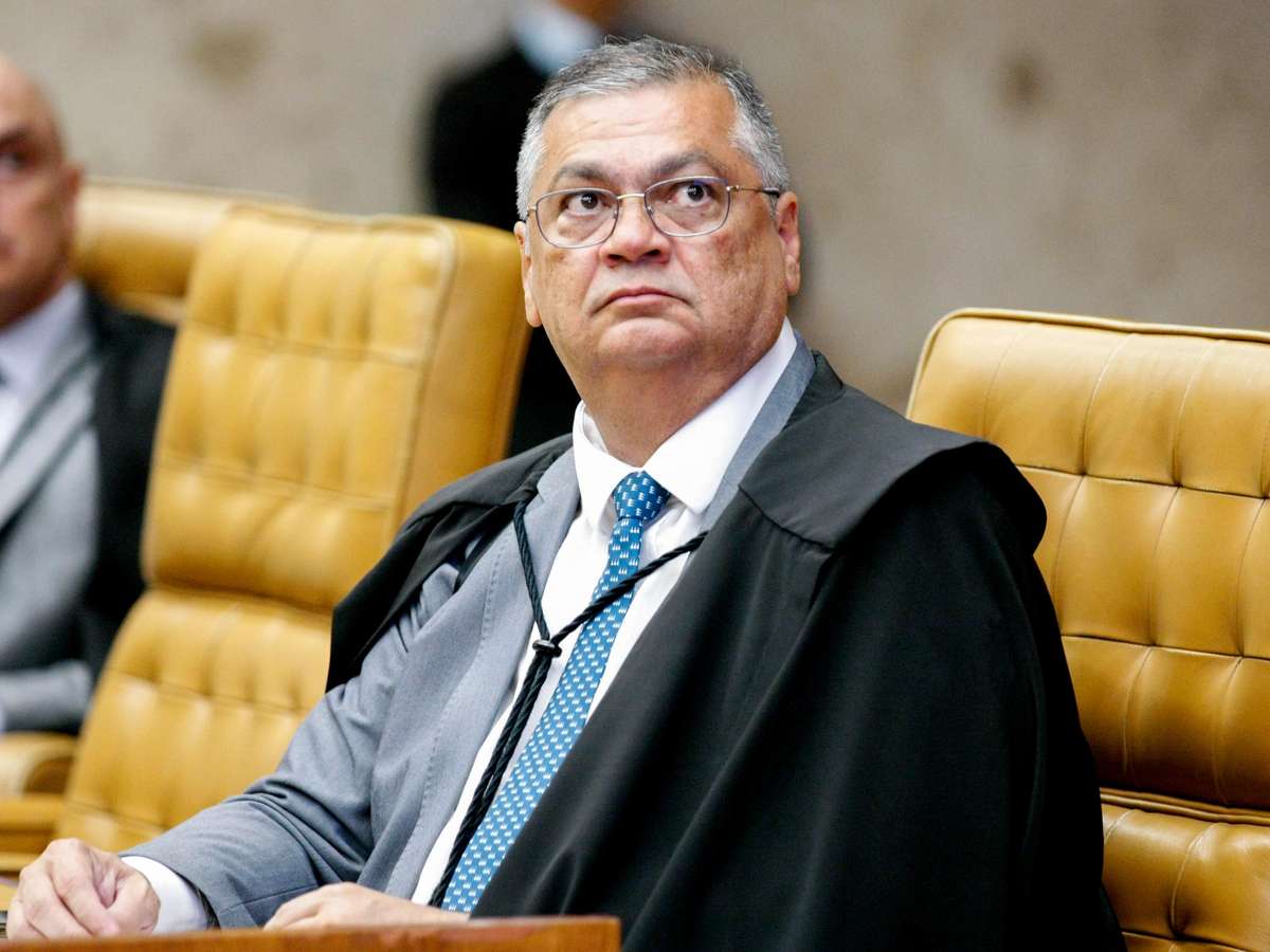 Flávio Dino leva ao plenário do STF caso sobre remoção de posts de Nossa Senhora Aparecida