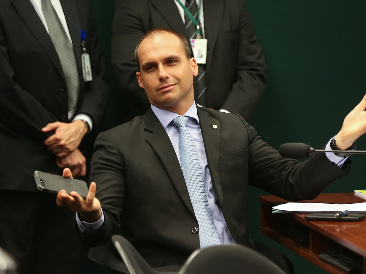 TRE-SP determina retirada de vídeo de Eduardo Bolsonaro após fala contra Simone Tebet