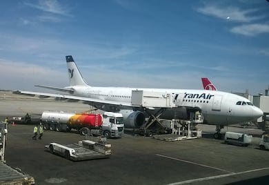 Companhias aéreas iranianas enfrentam ameaça de paralisação global devido a sanções dos EUA