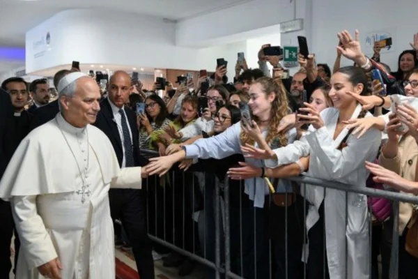 Papa Leão XIV: médica explica diagnóstico de câncer e chances de cura - destaque galeria