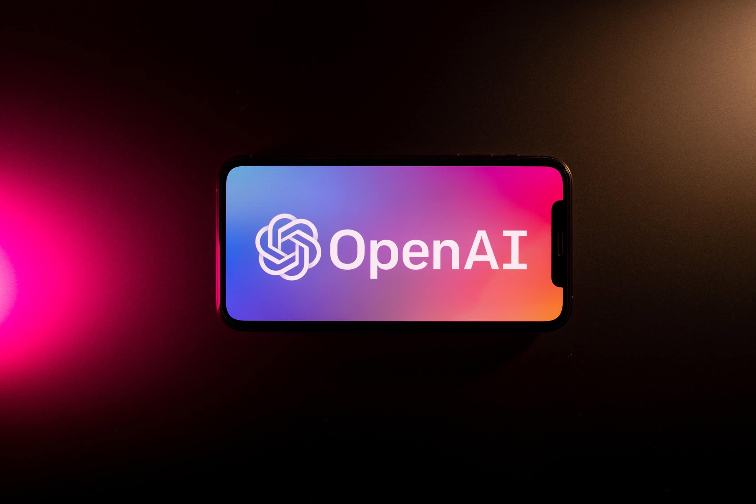 OpenAI corta internet de suas IAs mais avançadas após falhas de segurança