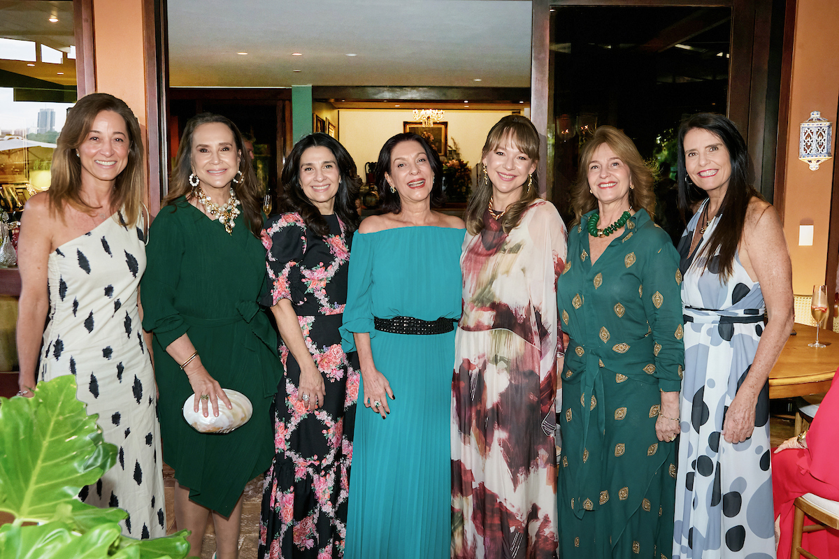Mãe e filha, Sonia e Andrea Ghisi festejam aniversário em dose dupla