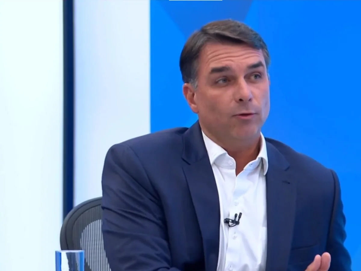 Flávio Bolsonaro e o moderado que nunca foi