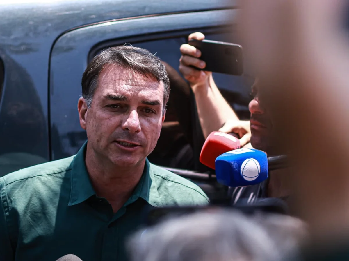 Flávio Bolsonaro vence Lula em Taiwan no 2º turno das eleições