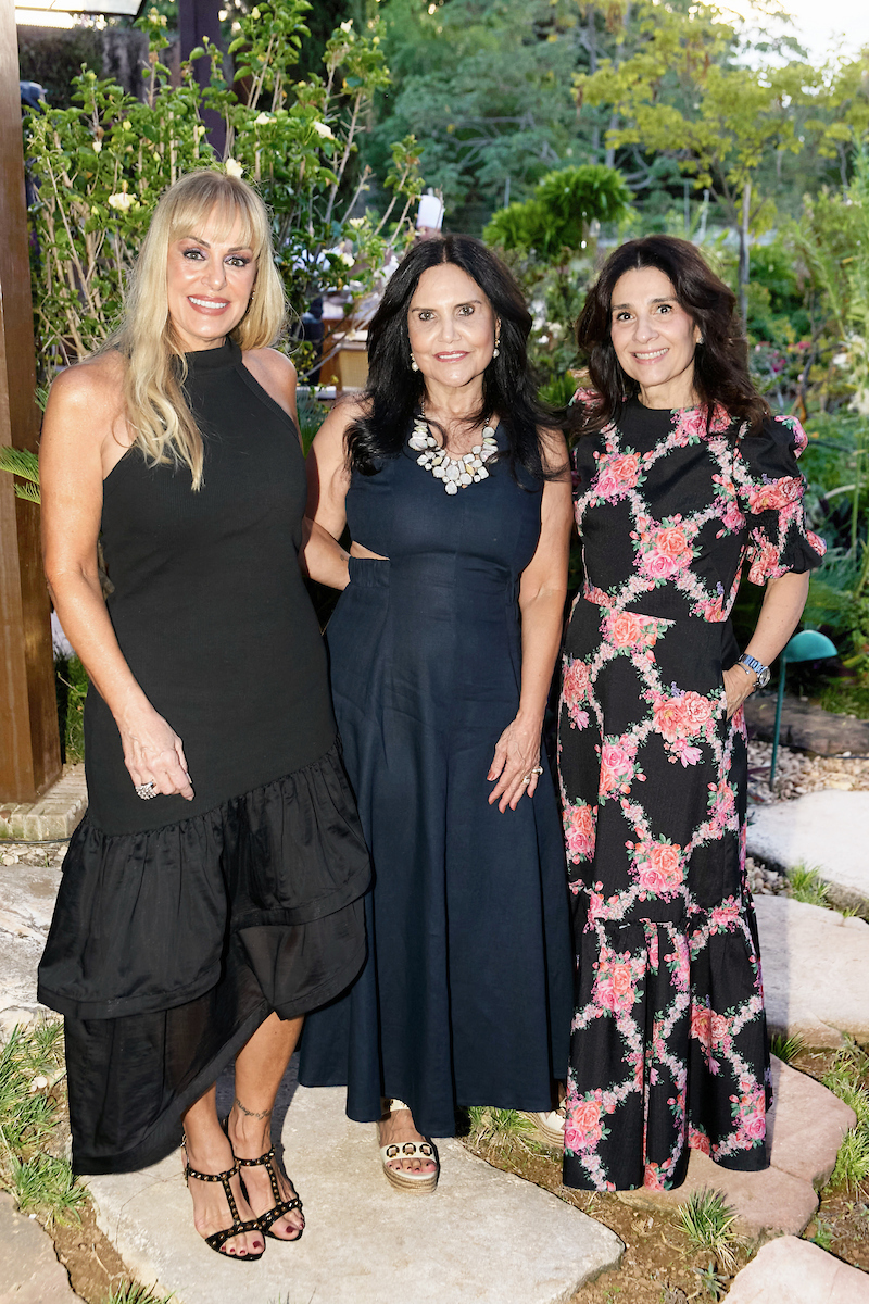 Mãe e filha, Sonia e Andrea Ghisi festejam aniversário em dose dupla