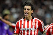 O Estudiantes eliminou o Corinthians nas quartas.