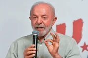 Lula e Flávio buscam atrair eleitores que se abstiveram no 1º turno