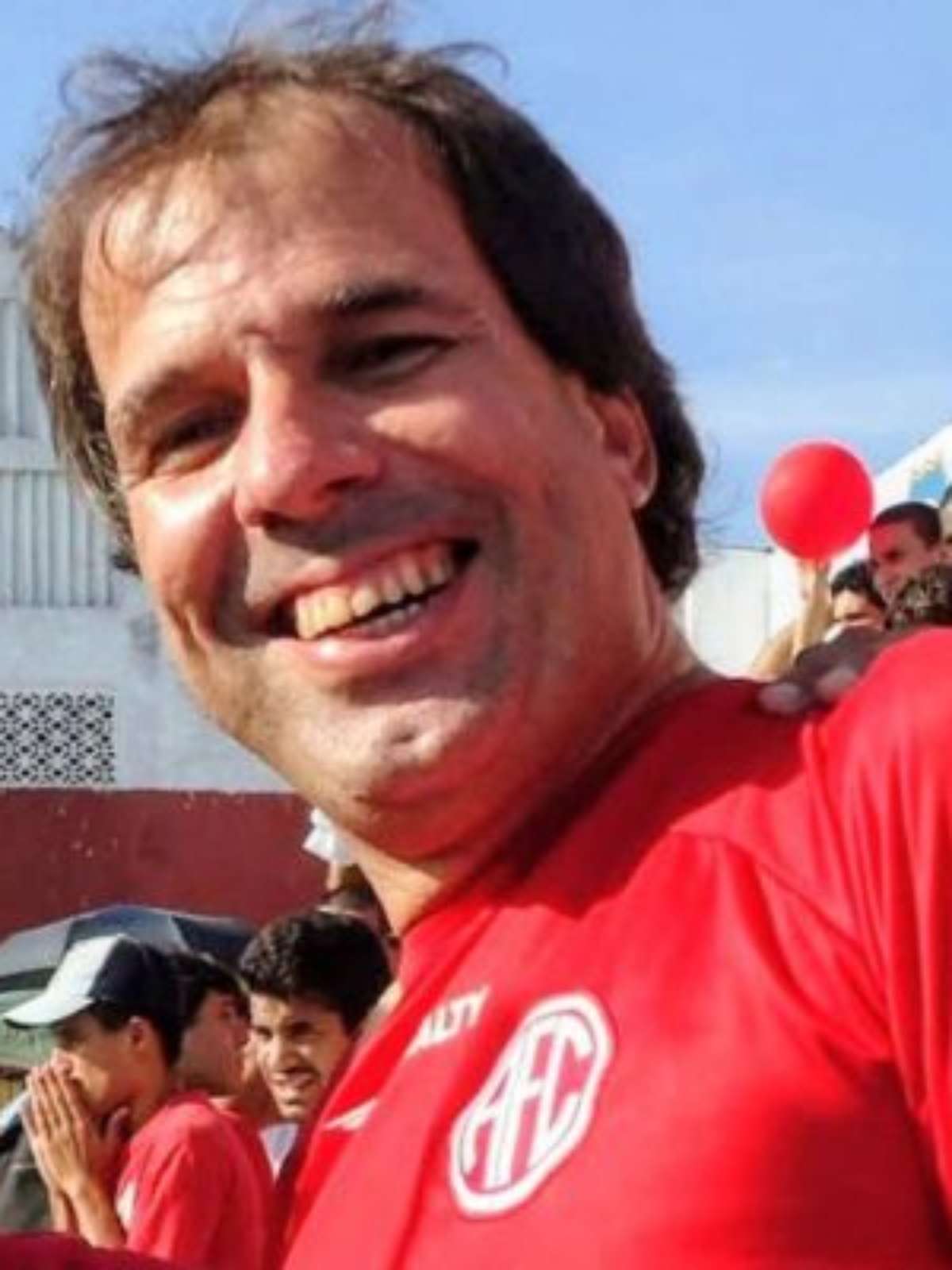 Morre, aos 61 anos, o jornalista Silvio Barsetti, ilustre torcedor do América