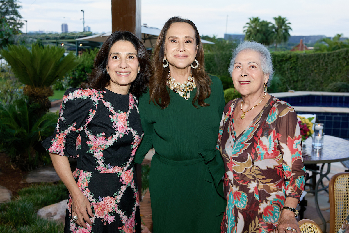 Mãe e filha, Sonia e Andrea Ghisi festejam aniversário em dose dupla