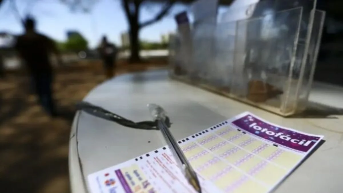 Lotofácil 3793 tem 2 ganhadores; cada um leva R$ 537 mil. Veja resultado