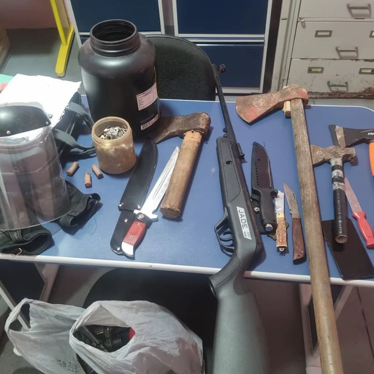 PM apreende segundo adolescente suspeito de planejar ataque a escola em SP