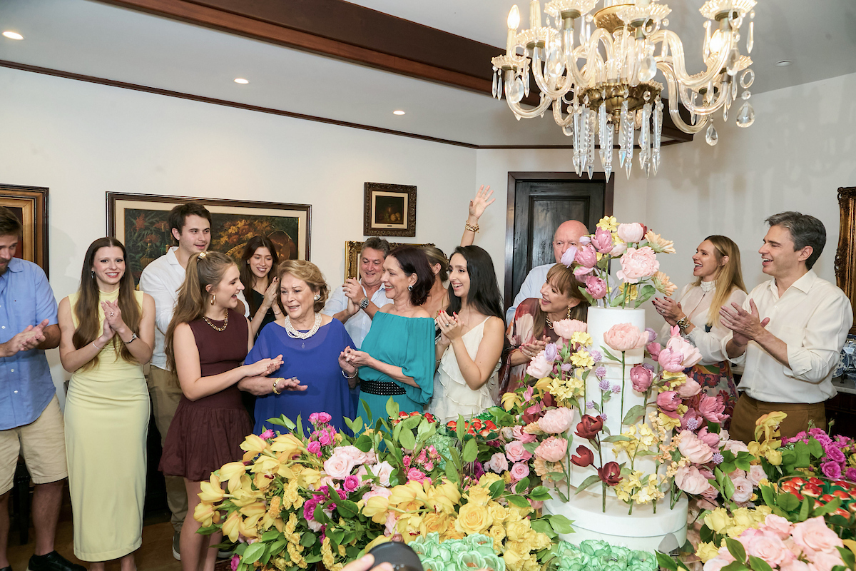 Mãe e filha, Sonia e Andrea Ghisi festejam aniversário em dose dupla