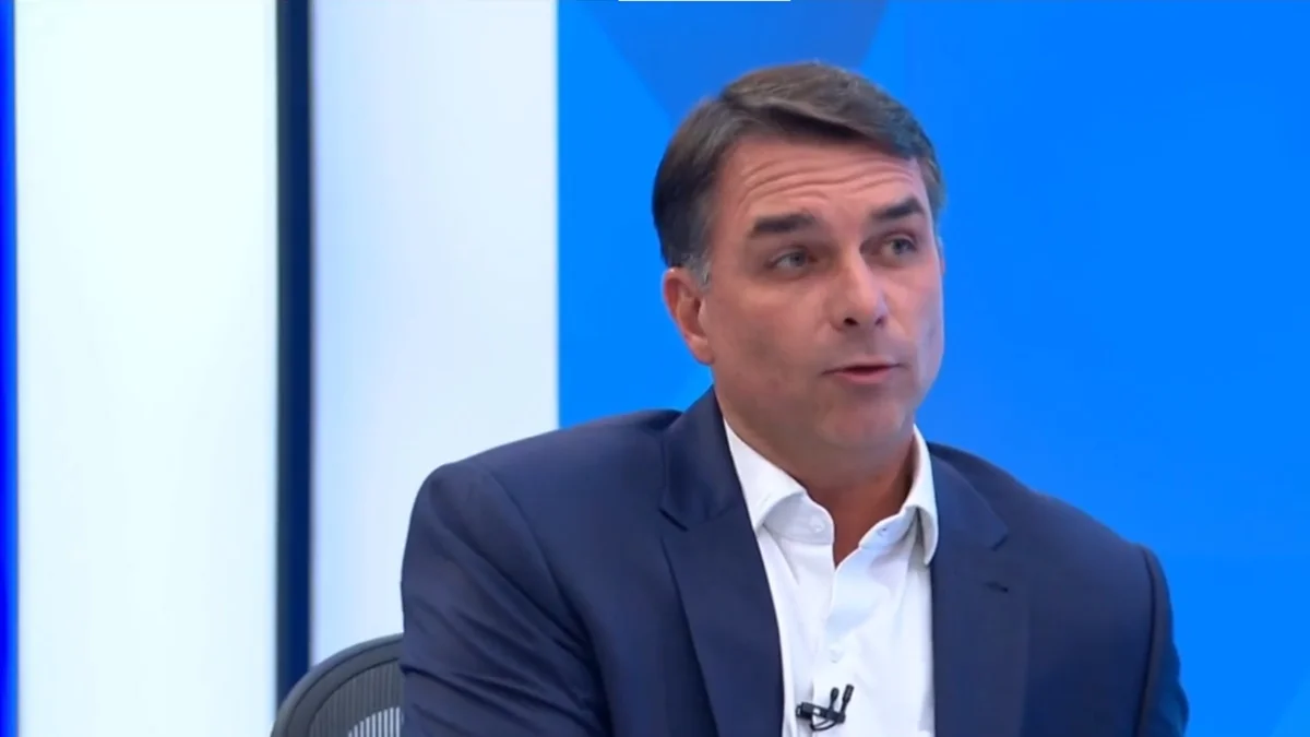 Flávio Bolsonaro e o moderado que nunca foi