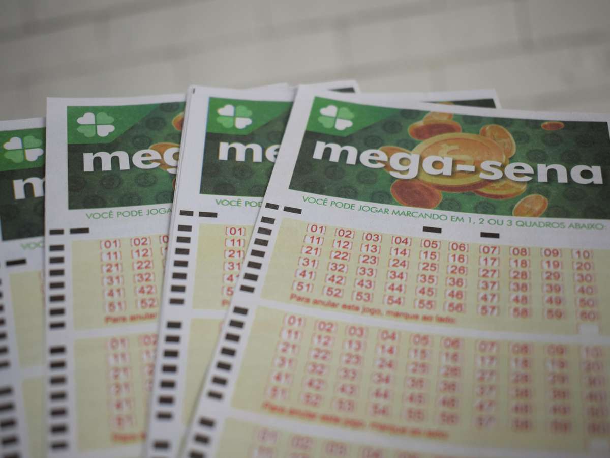 Mega-Sena pode pagar R$ 300 milhões hoje no primeiro sorteio da 'Mega Semana'