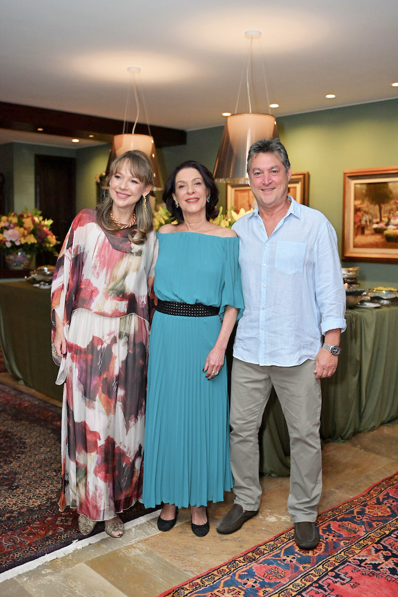 Mãe e filha, Sonia e Andrea Ghisi festejam aniversário em dose dupla