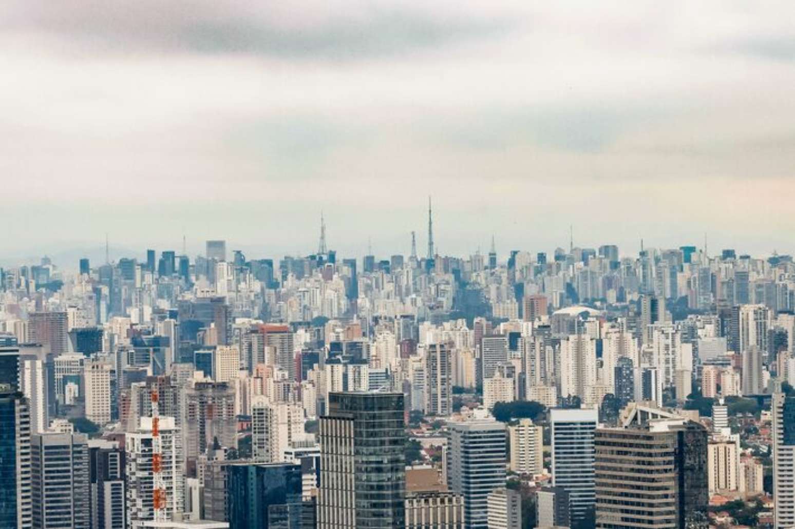 Foram registradas 90.402 escrituras de compra e venda de im&oacute;veis na capital no ano passado