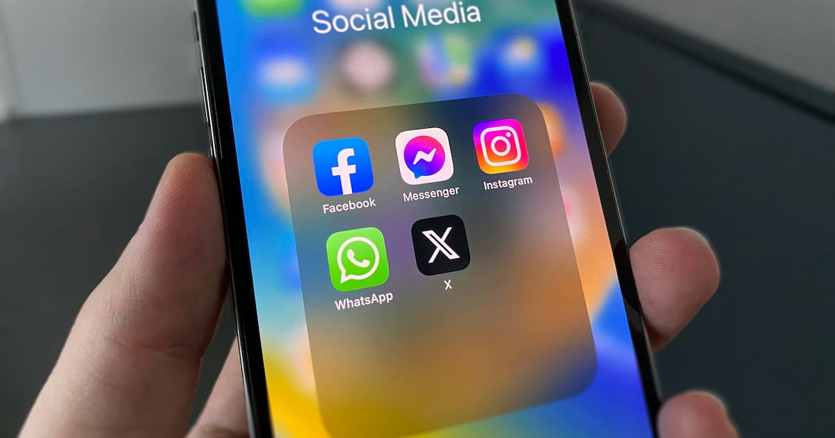 EUA ampliam análise de redes sociais para novos vistos a partir de 1º de outubro; veja quem será afetado