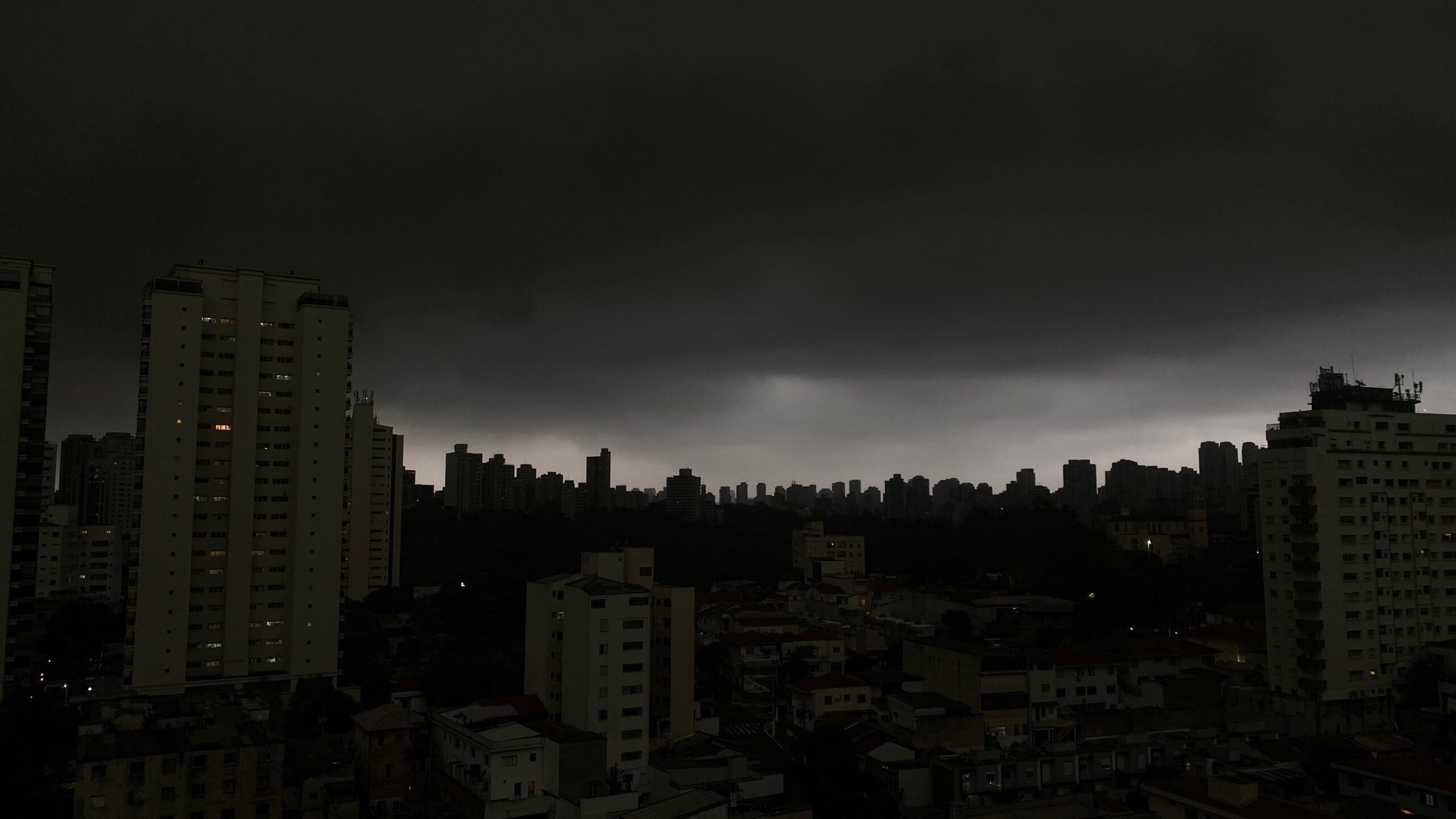 SP e regiões do Brasil têm alerta para tempestade, com possível queda de granizo; veja previsão