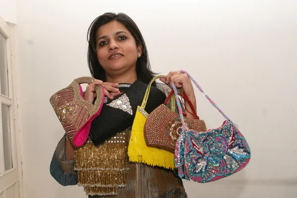 Nova Baguette da Fendi reacende debate sobre apropriação cultural na moda