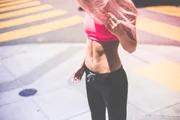 Como reduzir a gordura visceral, que inflama o corpo e prejudica o fígado